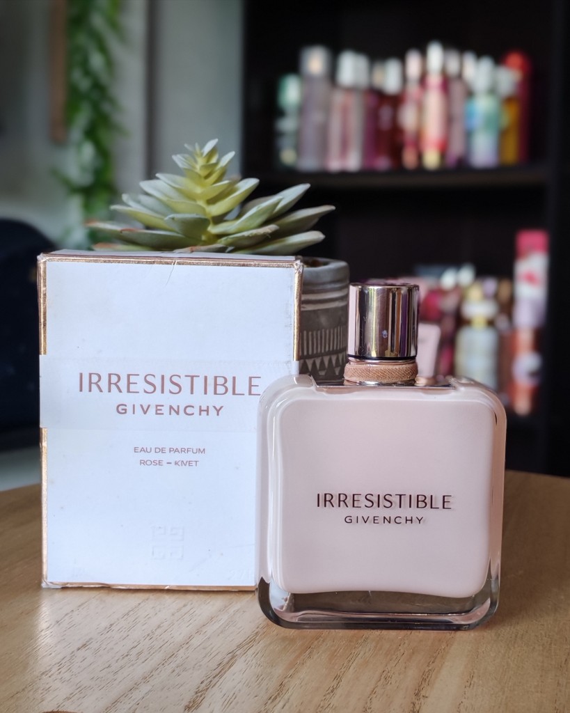 Givenchy Irresistible rosa