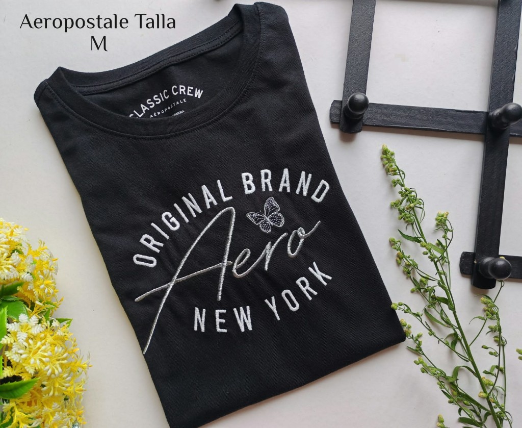 Aeropostale negra camiseta M
