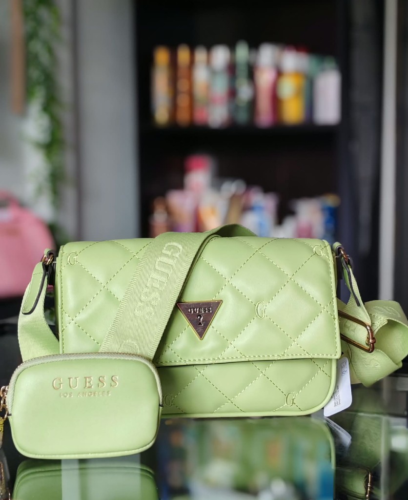 Guess verde bolso