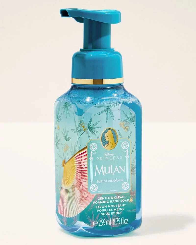 Este producto es el Jabón Espumoso para Manos Disney Princess Mulan de Bath & Body Works