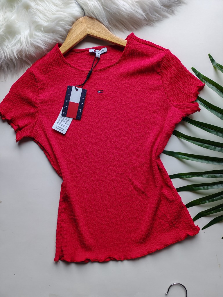 Tommy Jeans blusa roja