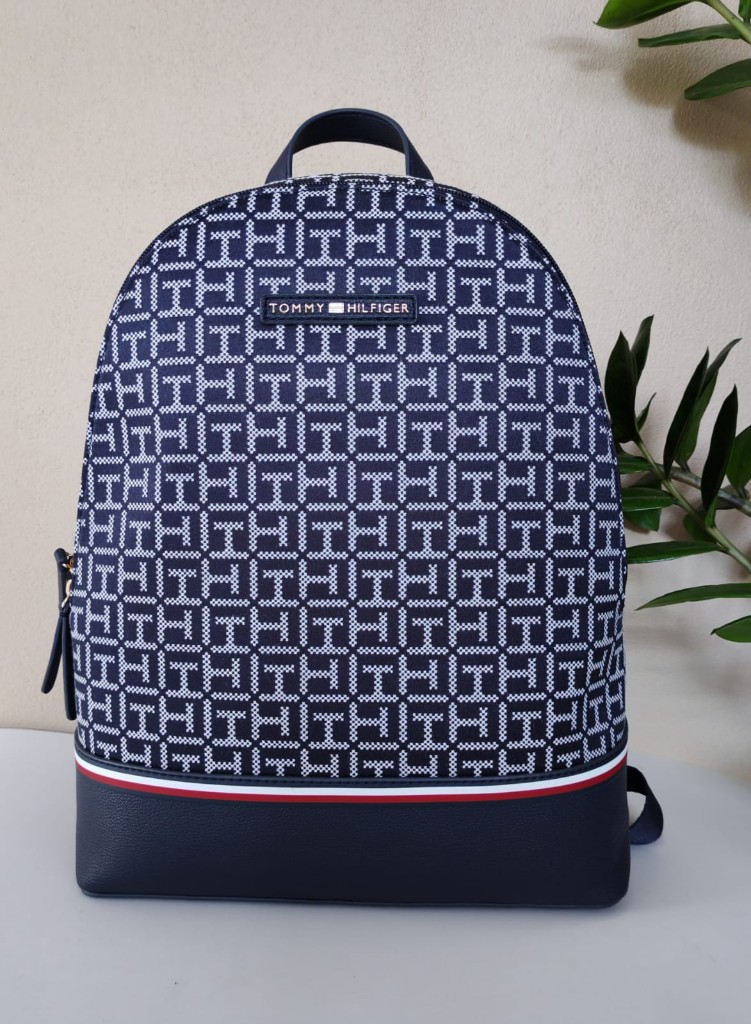 Tommy Hilfiger mochila azul estampada