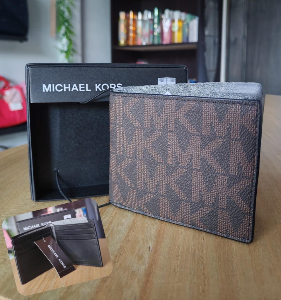 Michael Kors billetera cafe