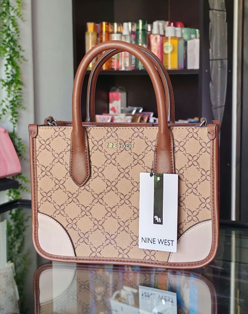 Nine West bolso beige