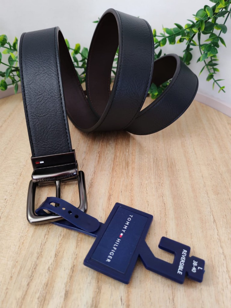 Tommy Hilfiger faja negra y cafe