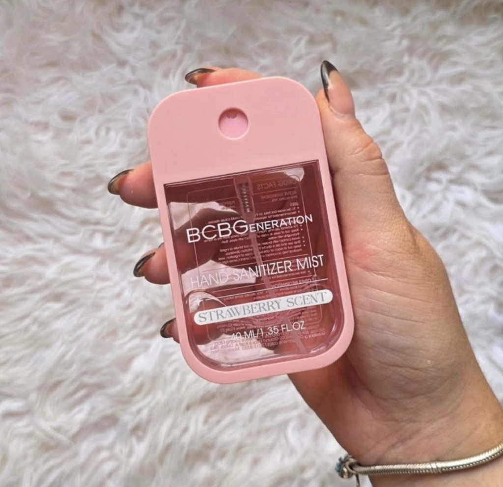 BCBGeneration spray sanitizante rosa fresa