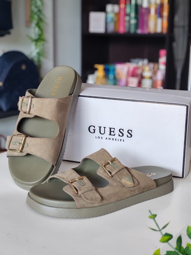 GUESS sandalias taupe verde musgo Talla 8