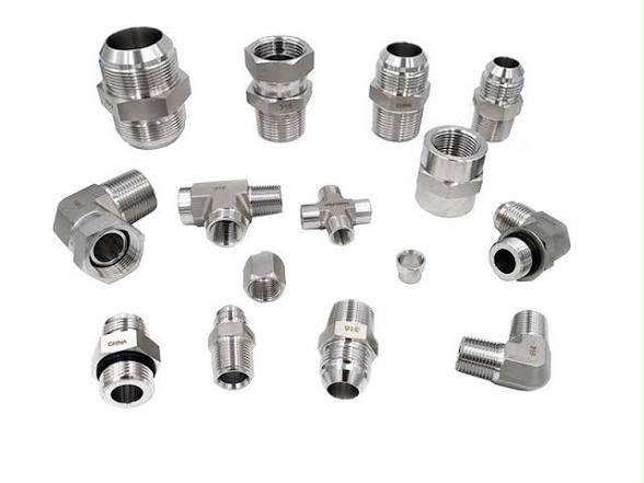 Adaptador macho 13/16 ORS x 9/16 jic