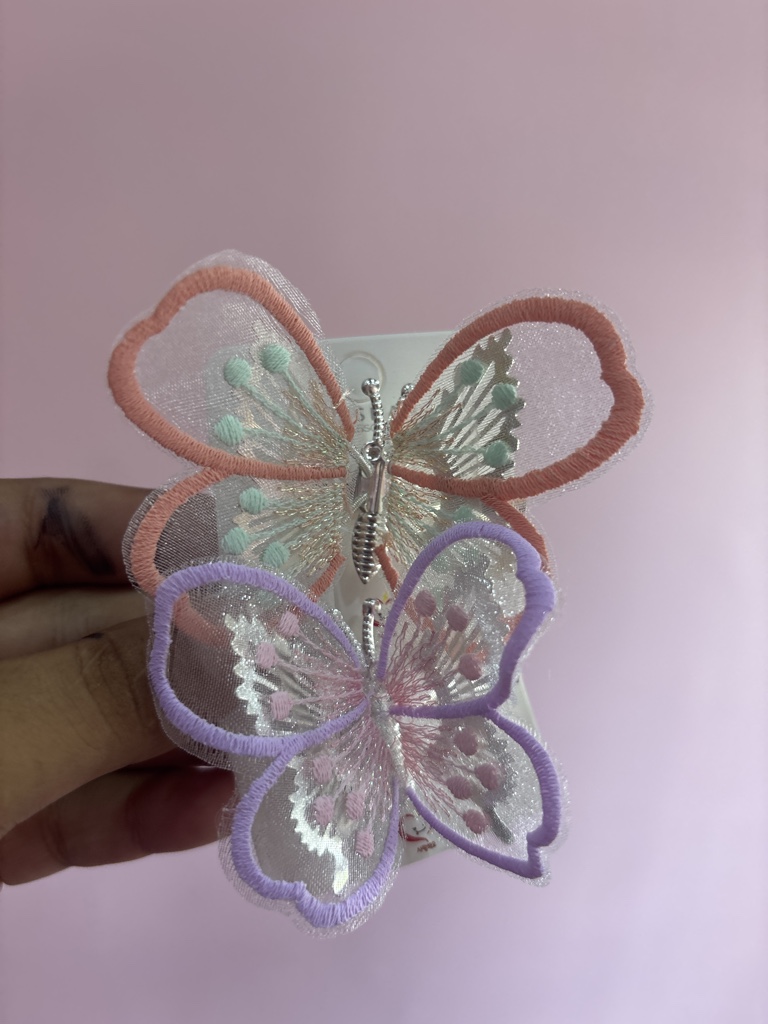 Gancho mariposa pastel
