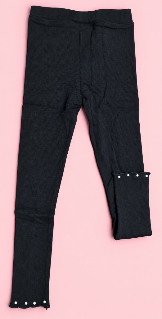 Leggings negra con perlas