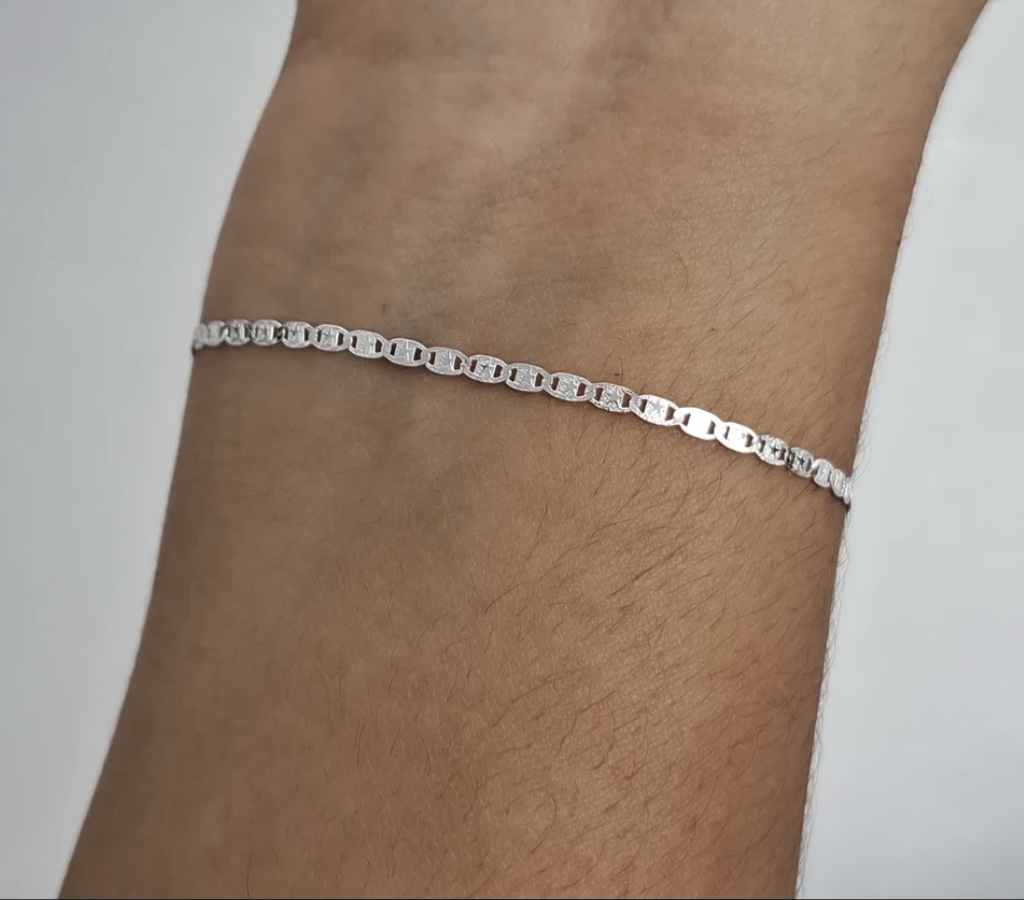 Pulsera planchada diamantada. M8601