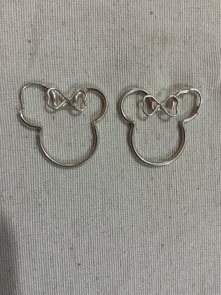 AR017 Arracada Mickey y Minnie