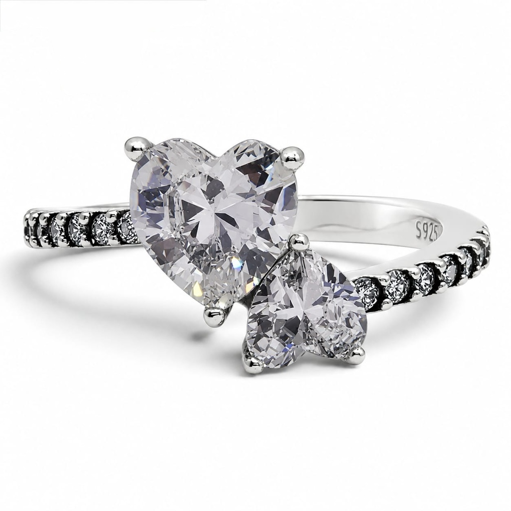 M348#8 Anillo corazones blancos