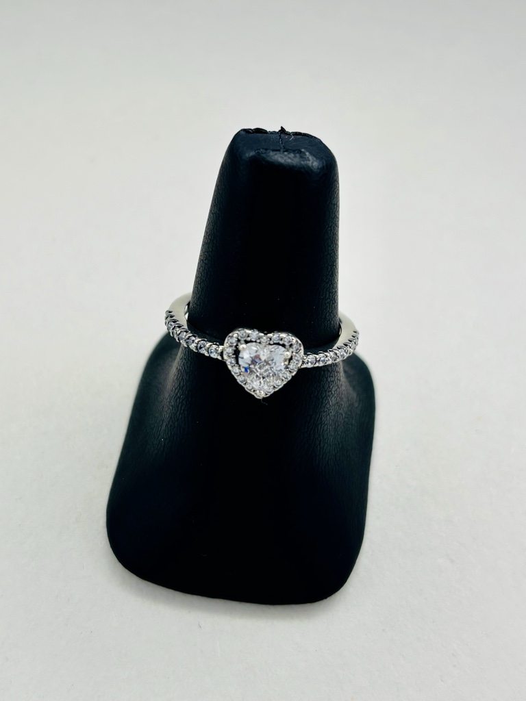 M512#8 Anillo PAN corazón blanco