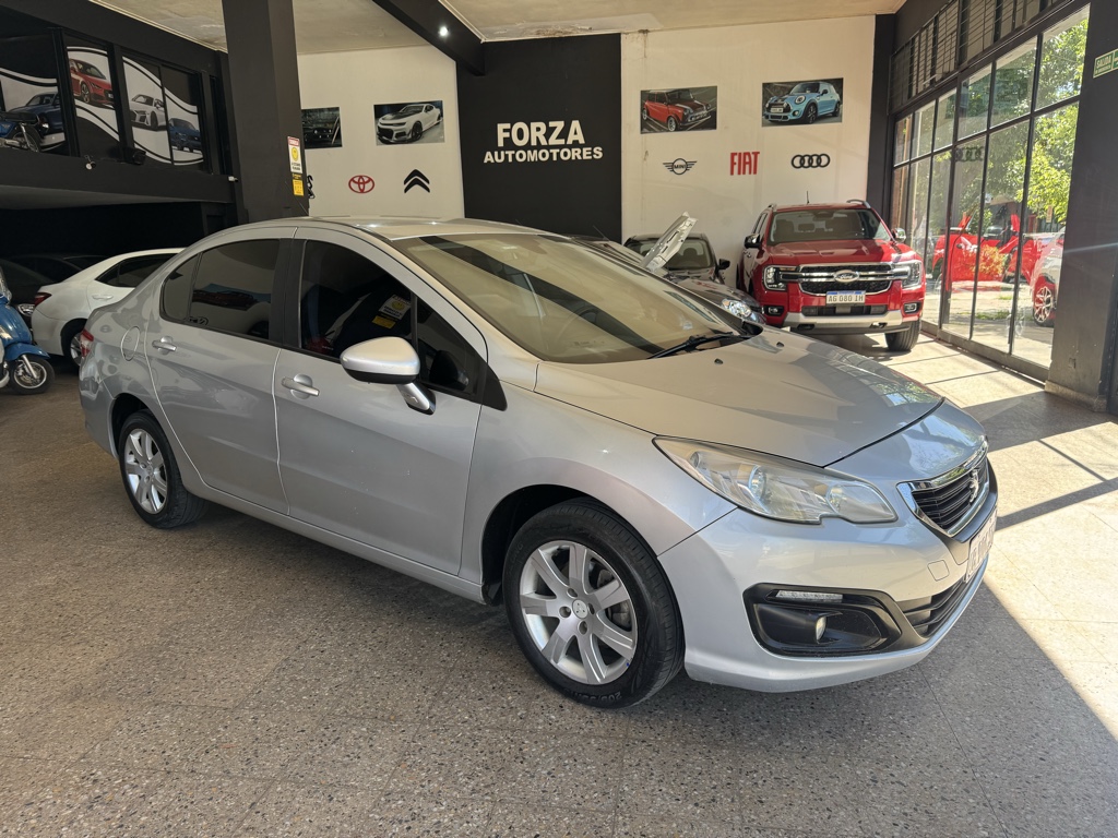 Peugeot 408 allure hdi año 2017