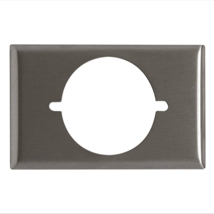 Placa rectangular para toma 240V