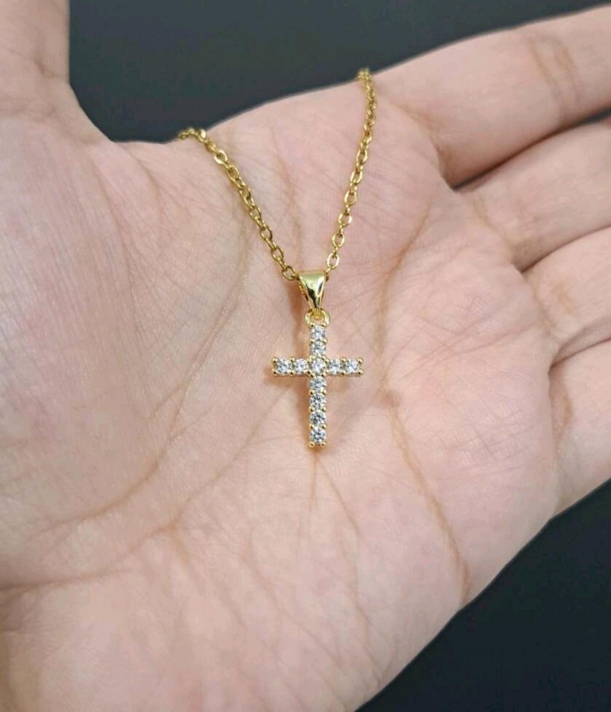 Dije cruz pequeña con cristales