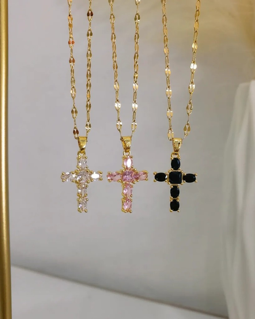 Collar cruz Cristal