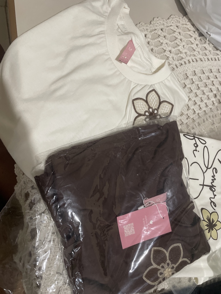 T-shirt bordada 01
