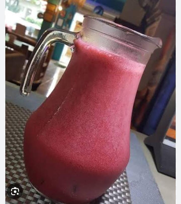 Jarra jugo natural agua