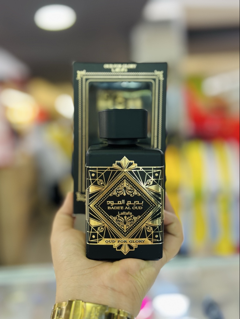 Lattafa Al Oud Oud for Glory caja