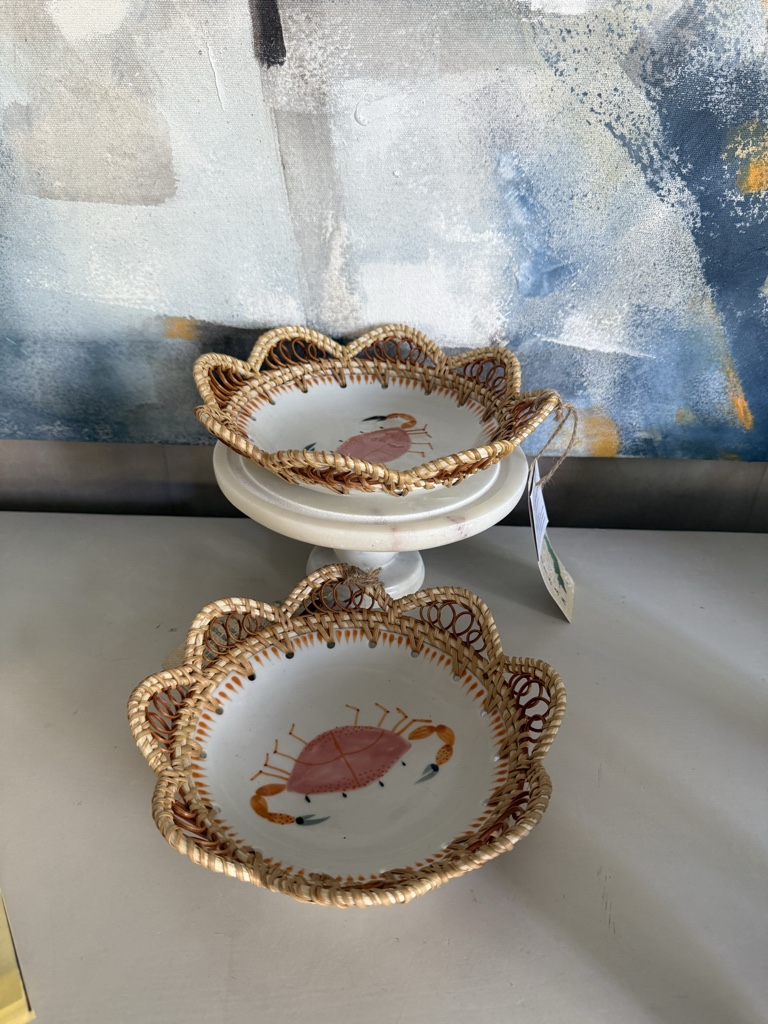 Canasta decorativa de mimbre