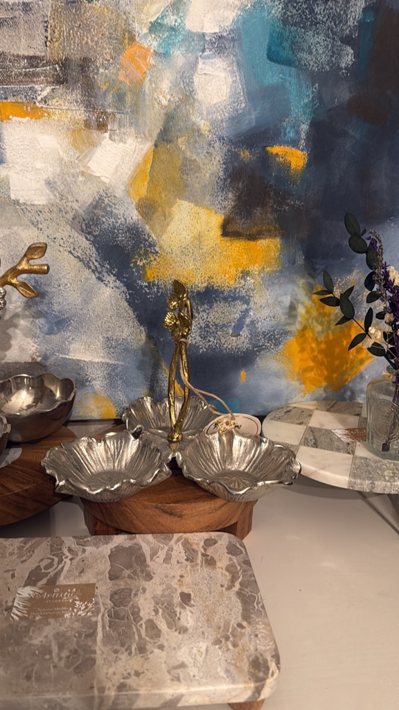 Bowl forma de flor plateada