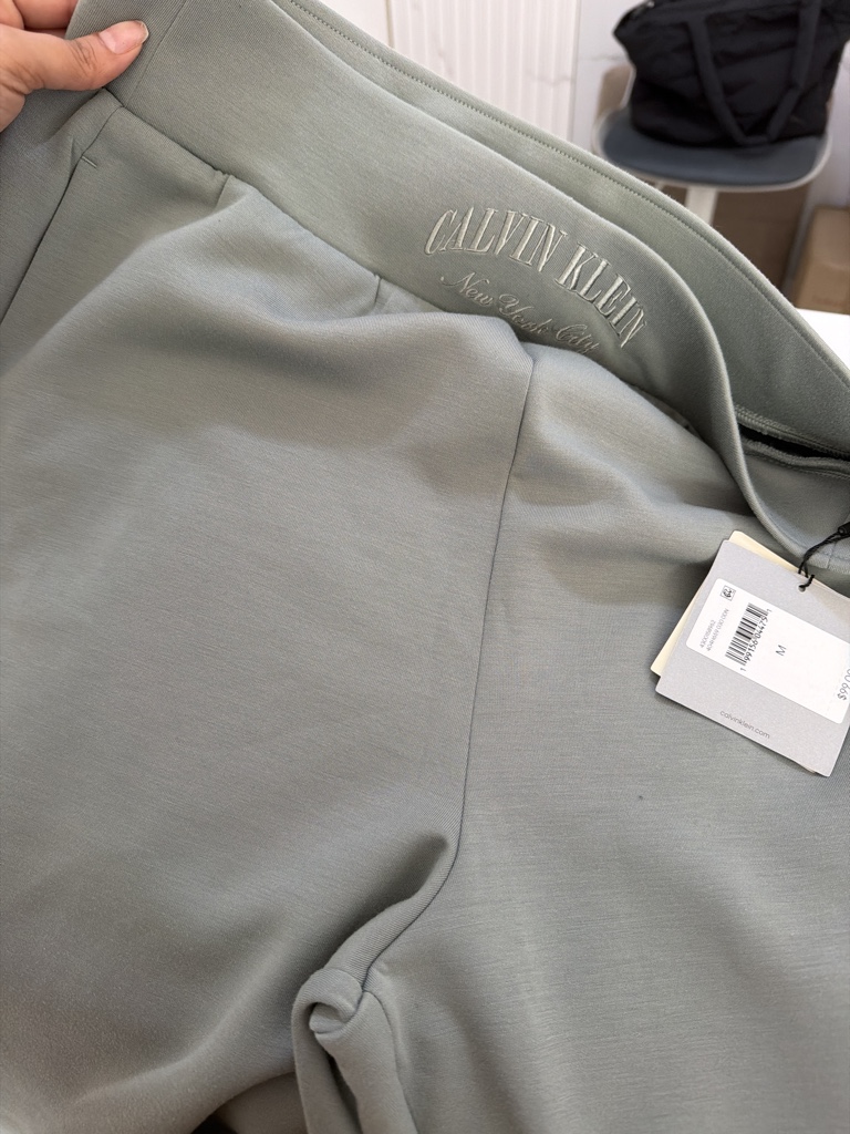 Calvin Klein pantalon verde M