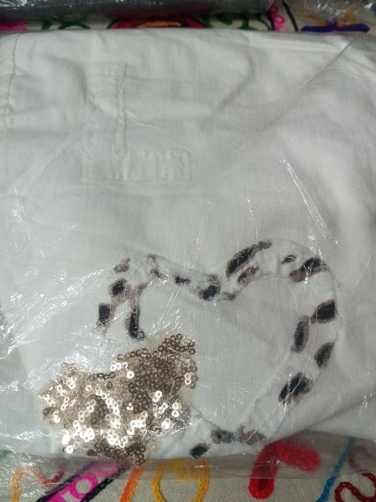I557 pantalón love italiano