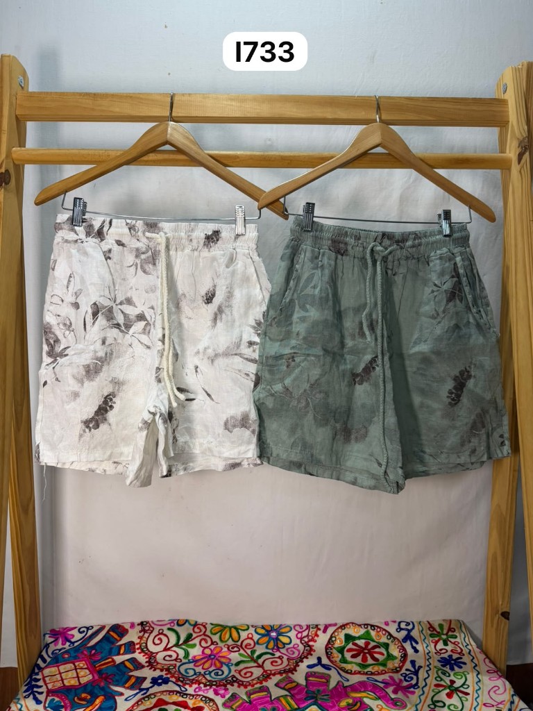 I733 Shorts (italiano)