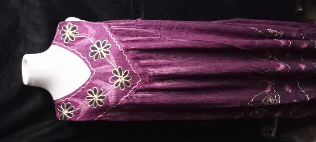 R579 Vestido sin manga