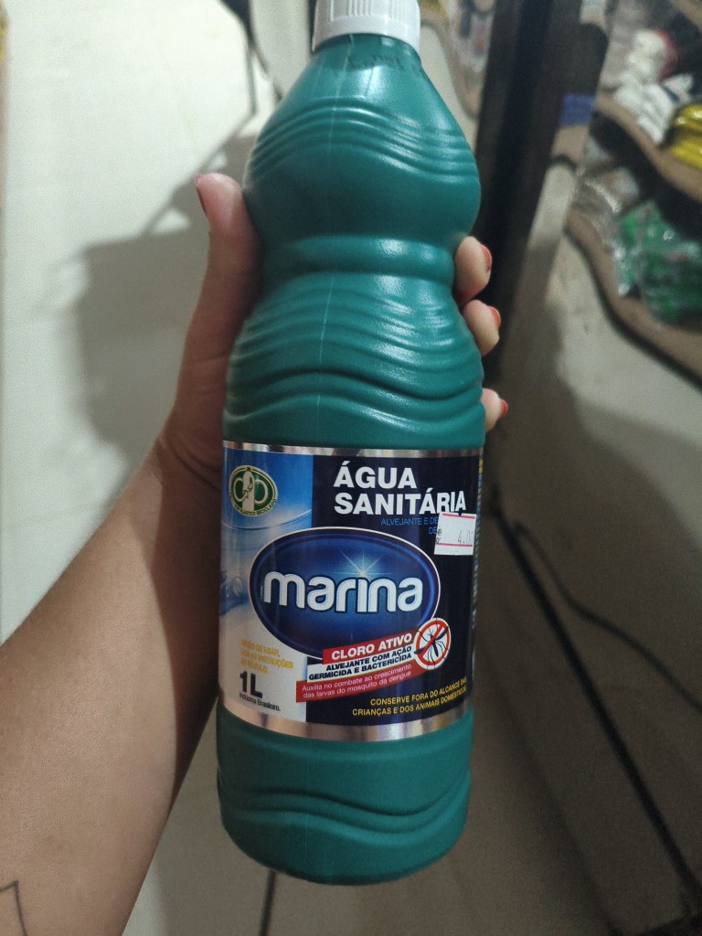 Água sanitária 1l
