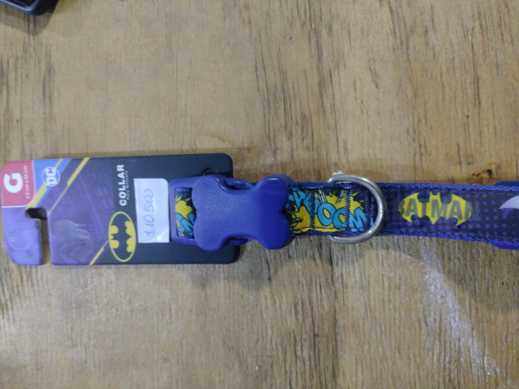 COLLAR BATMAN