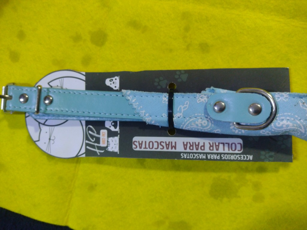 COLLAR BANDANA PERRO