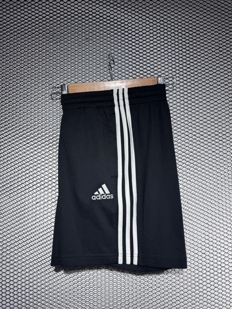 B15 Short Adidas Essentials 3 Rayas Negro