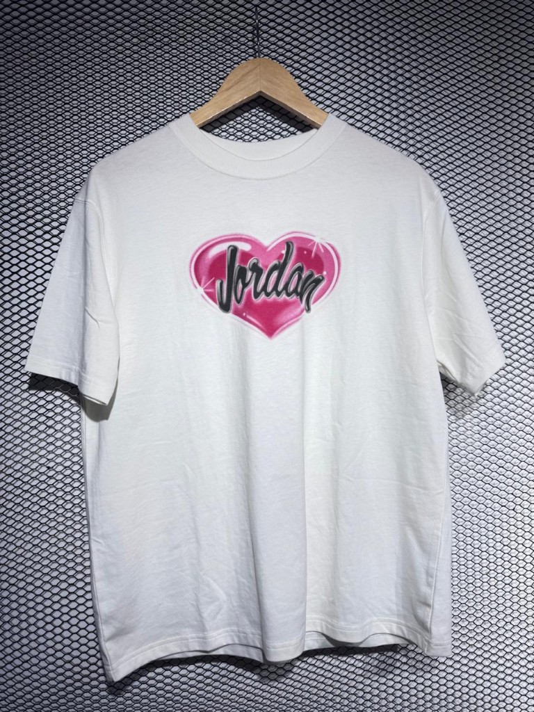 W32 Camiseta Jordan "Heart" Color vela