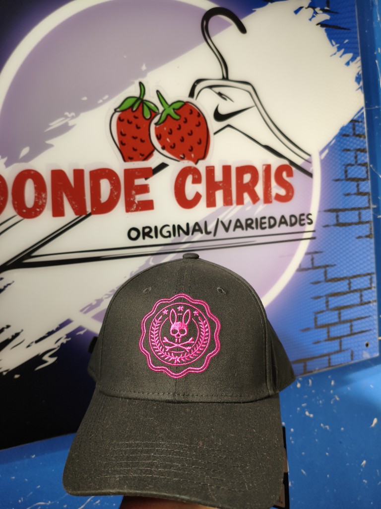 G33 Gorra Psycho Bunny Negra Bordada