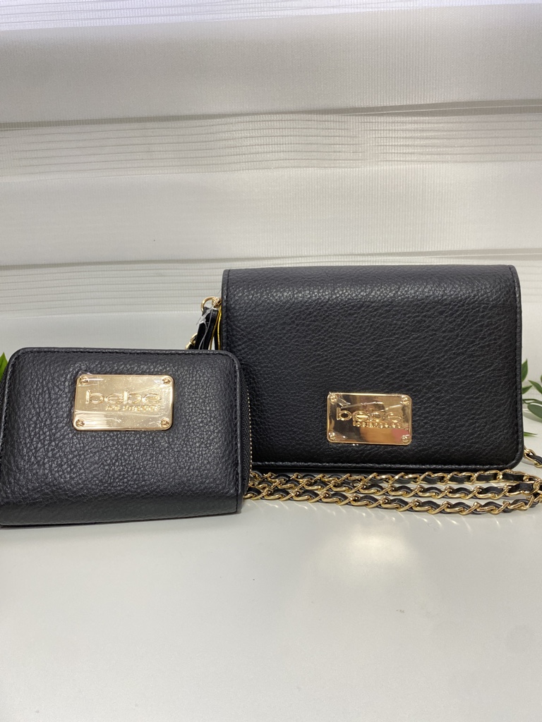 Crossbody Bebe Negra + monedero