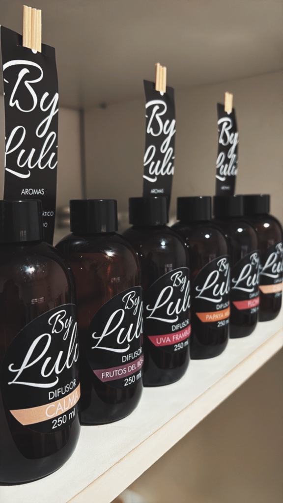 DIFUSOR 250 ml CON VARILLAS