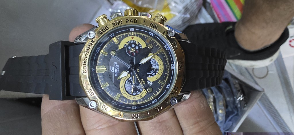 Reloj CASIO Edifice Goma