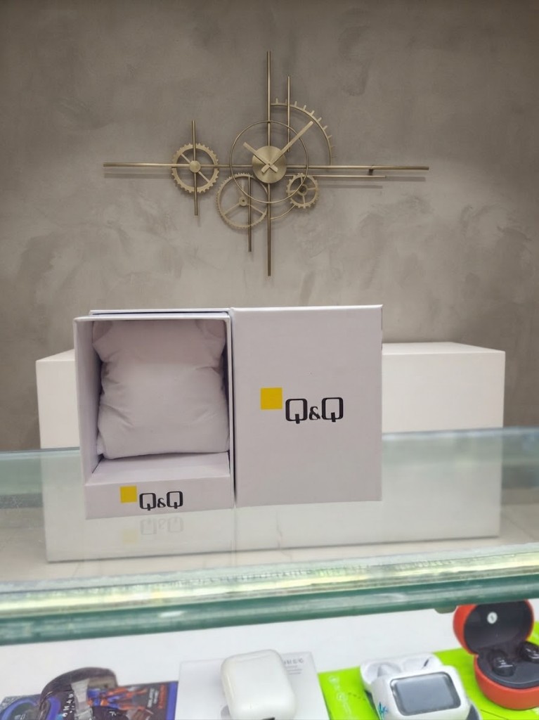 Caja Q&Q