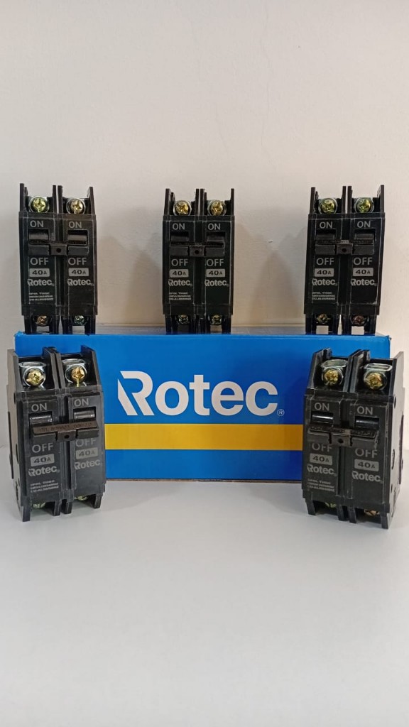 BREAKER 2POLOS 30AM SUPERFICIAL ROTEC