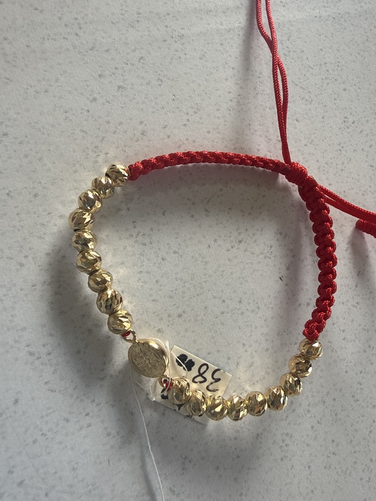 Pulsera tejida
