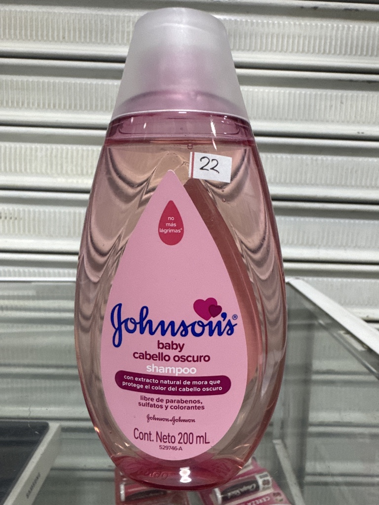 Johnson's Baby shampoo cabello oscuro