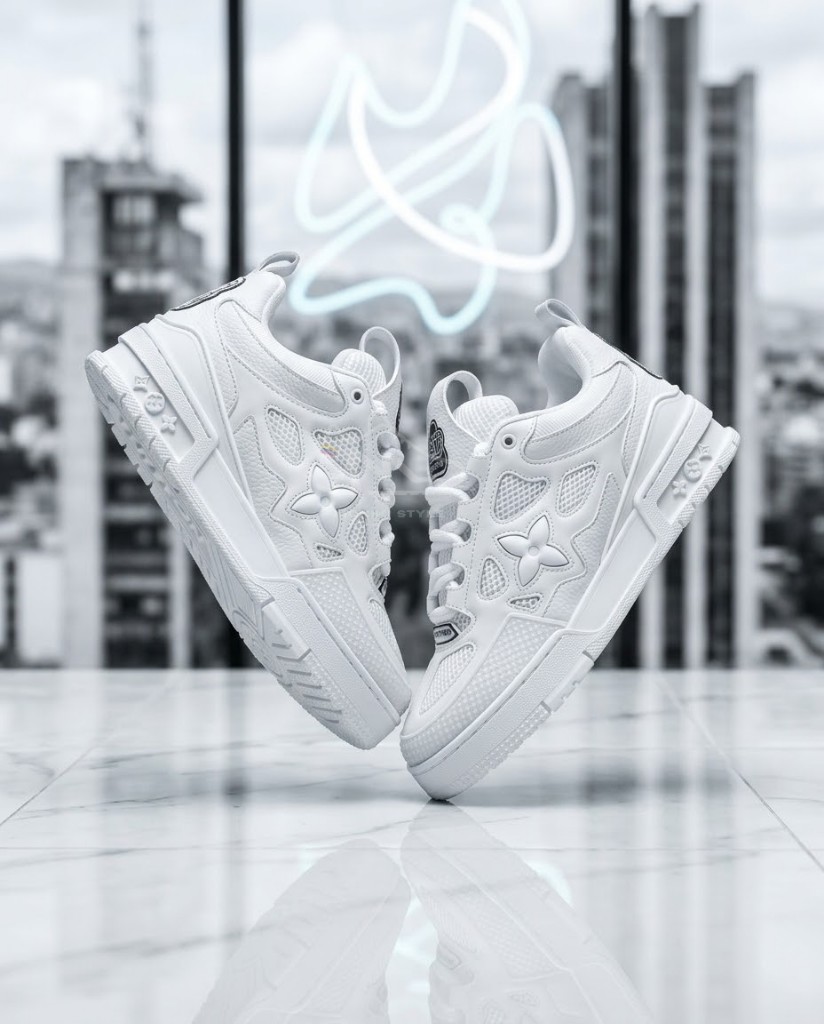 Louis Vuitton LV Skate Sneaker Blanco Detalles Malla y Monograma Acolchado Blanco Mujer Monikistyle1.1