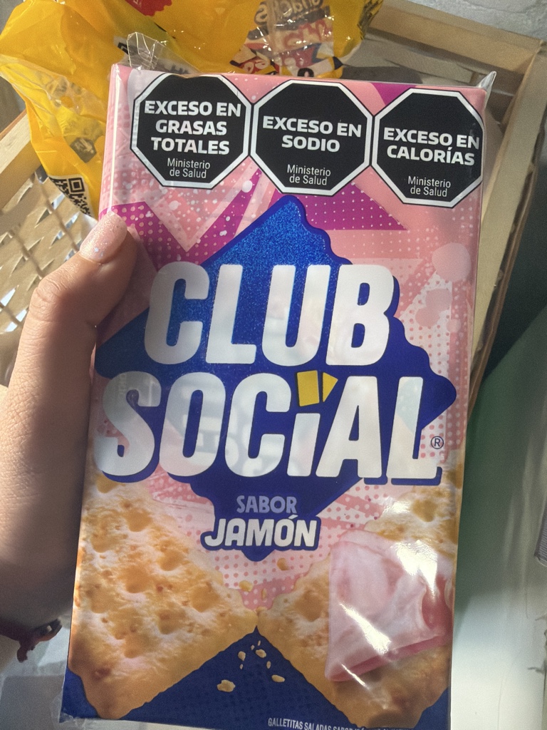 CLUB SOCIAL