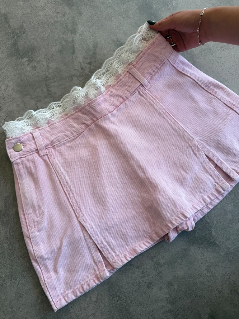 pollera con encaje