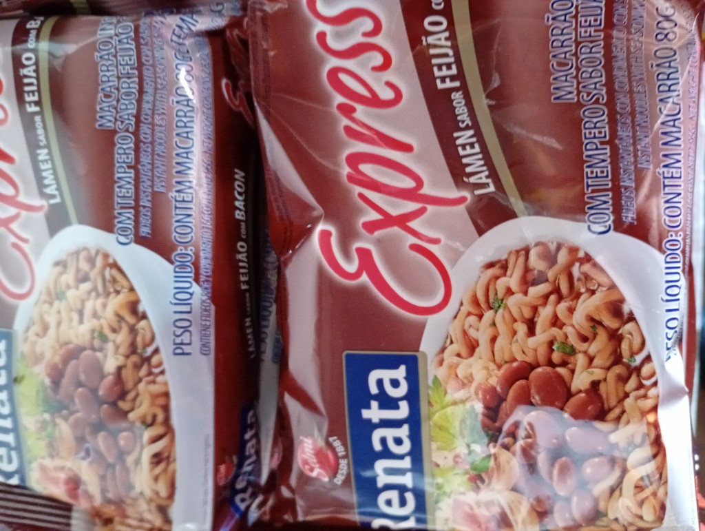 Macarrão Instantâneo Feijão c/ Bacon