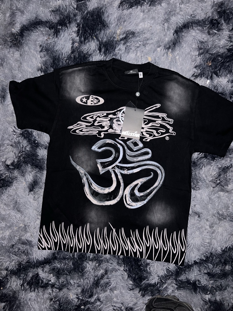 HELLSTAR 11 negra grafica