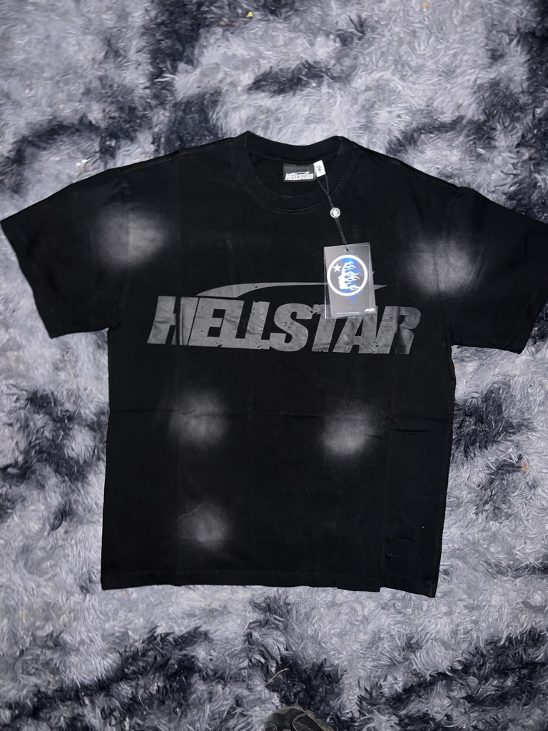 Hellstar total black playera negra